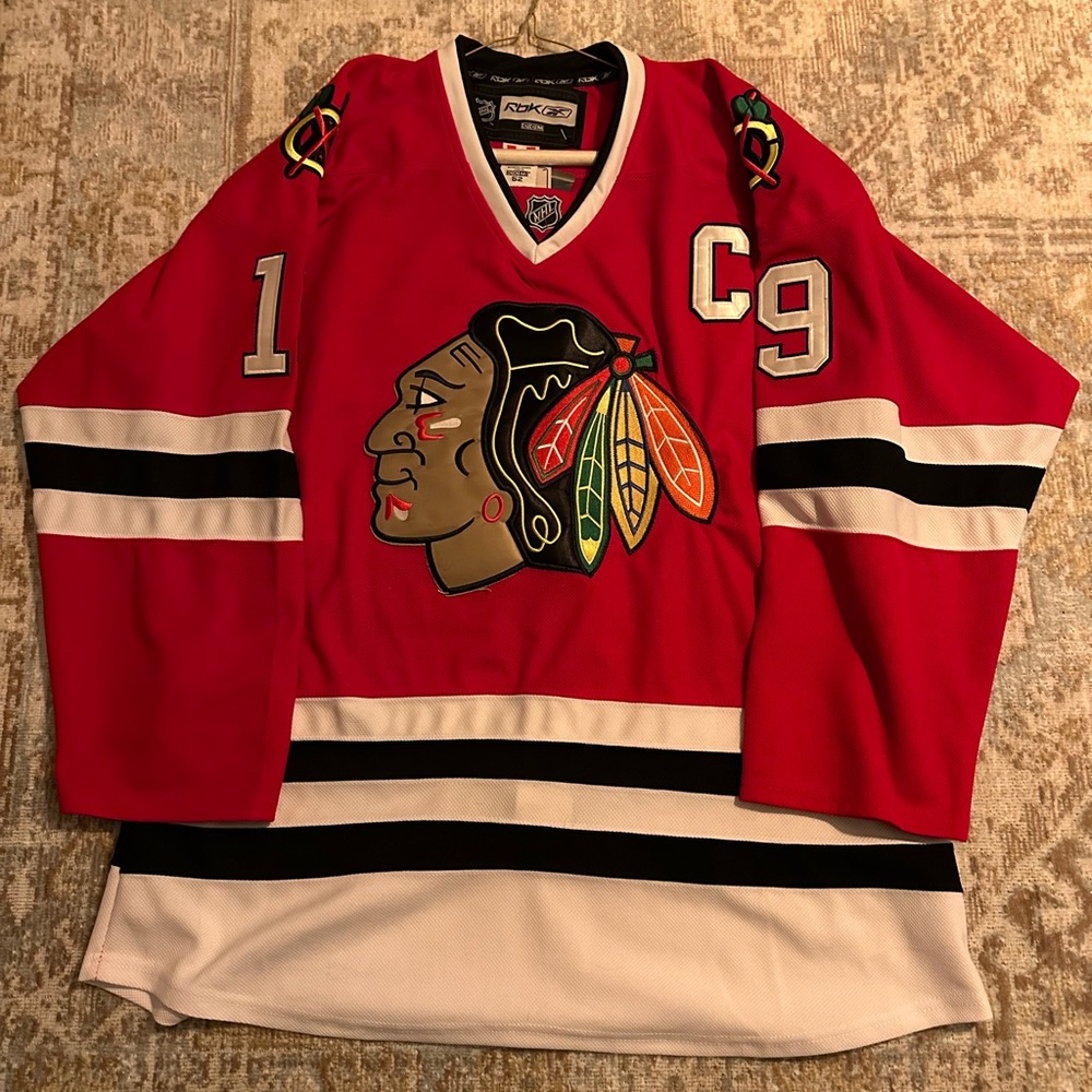 NWT Jonathan Toews CCM Reebok Jersey